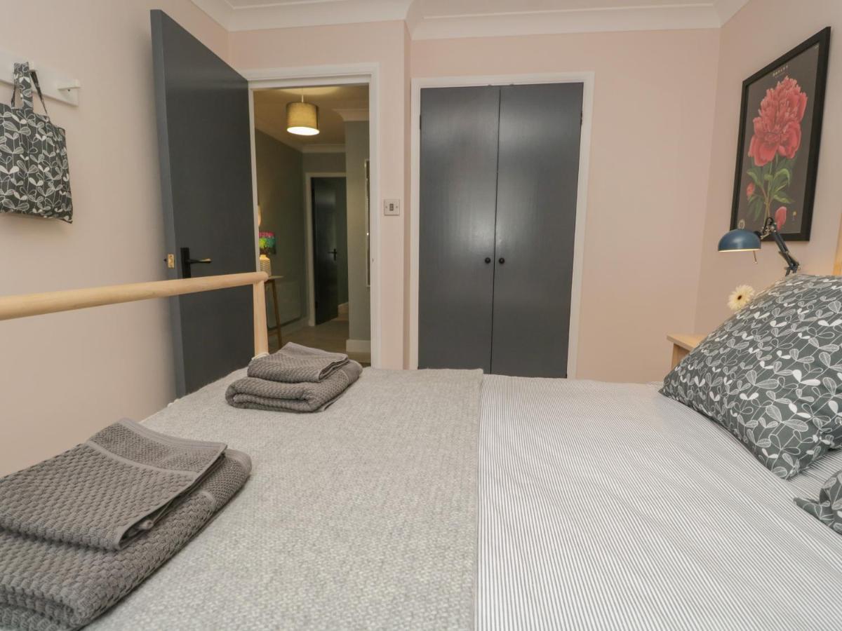 Newlands Apartment วินเดอร์เมียร์ ภายนอก รูปภาพ
