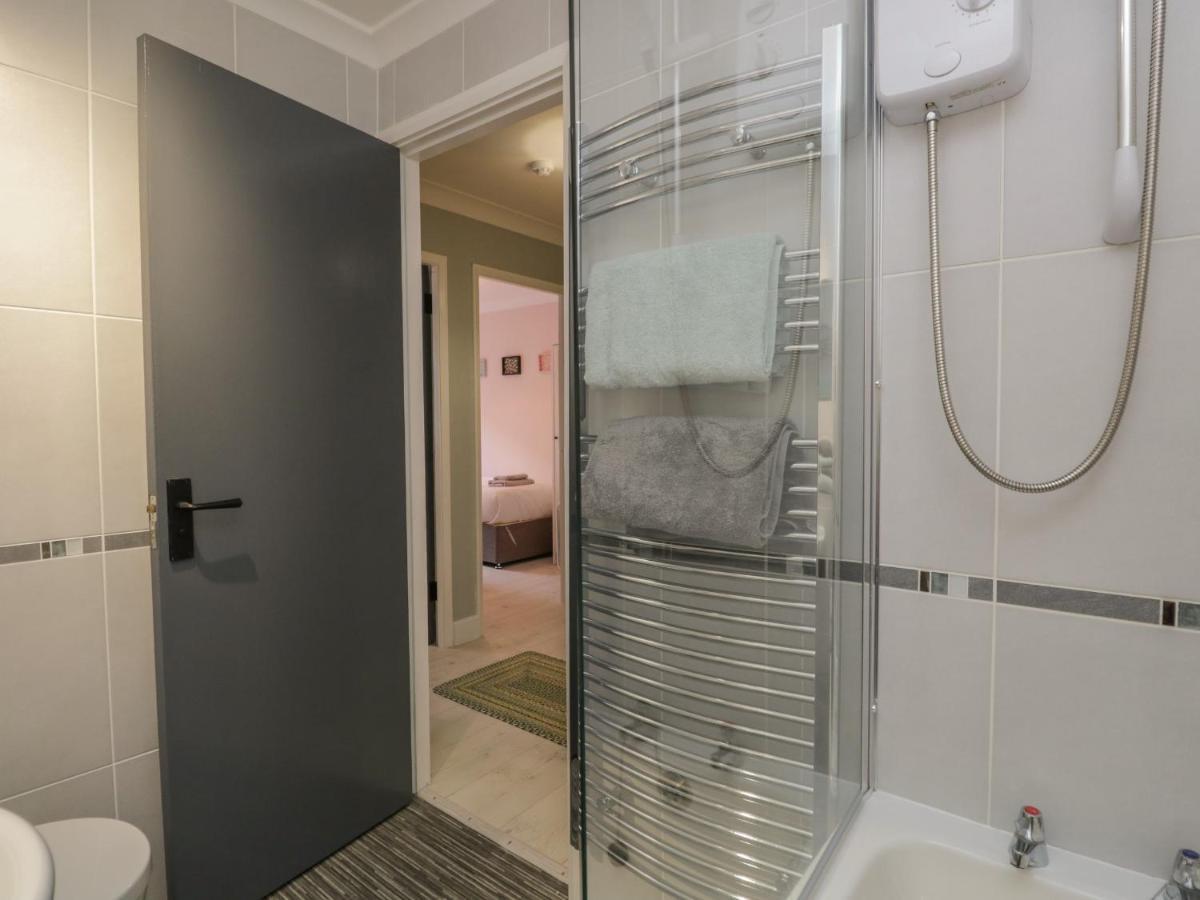Newlands Apartment วินเดอร์เมียร์ ภายนอก รูปภาพ